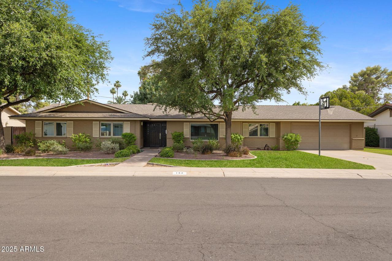 143 E Winter Dr., Phoenix, AZ 85020