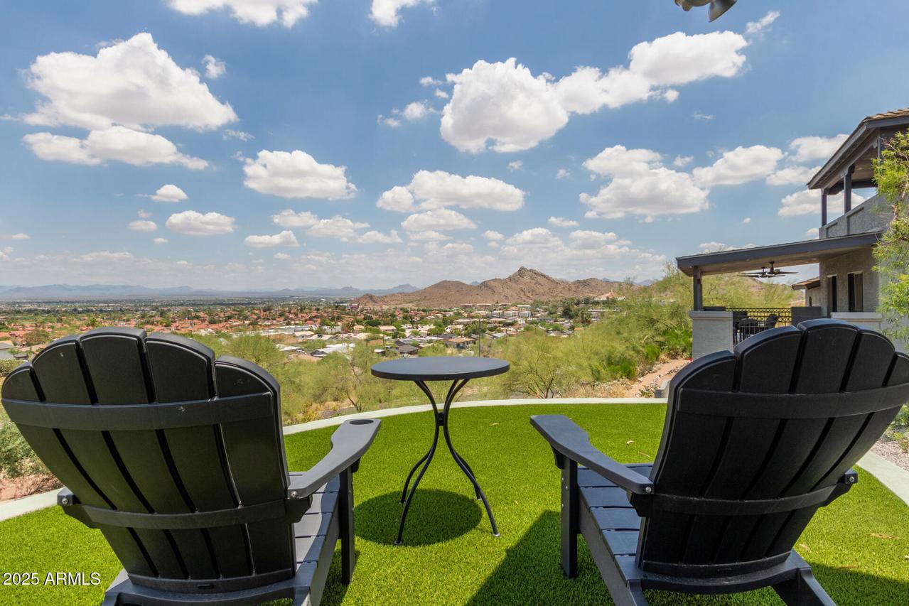 1701 E Camino Del Santo, Phoenix, AZ 85022