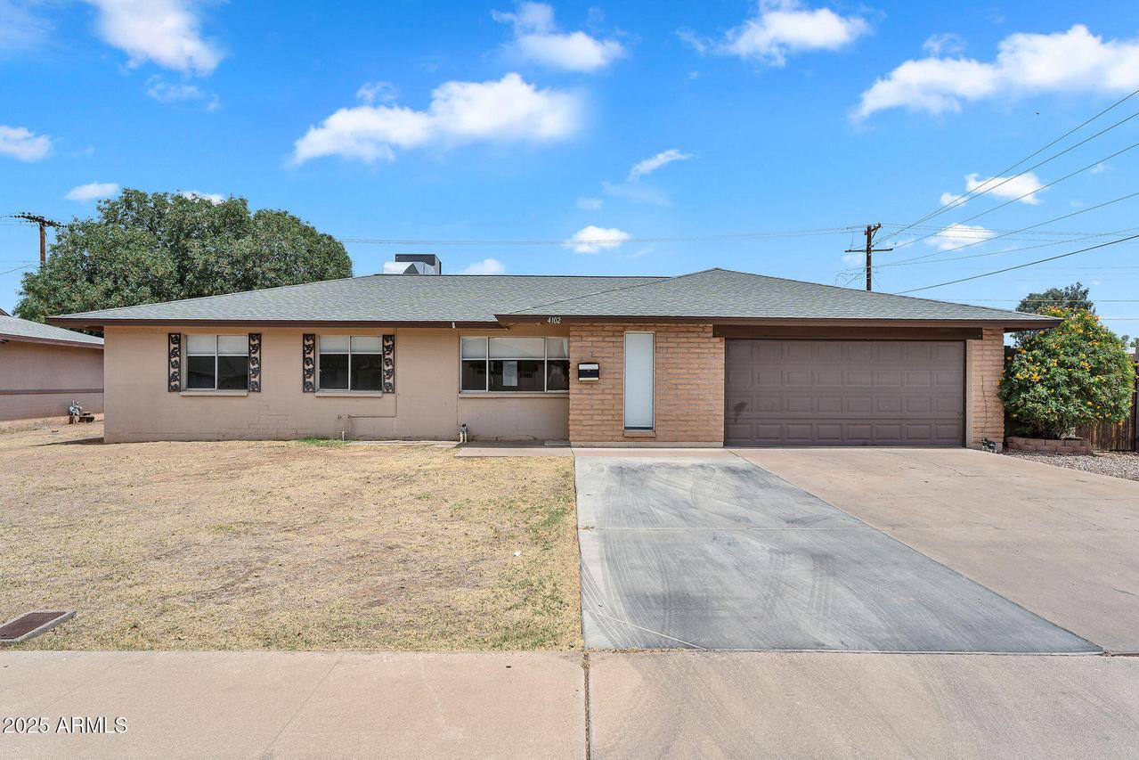 4102 W Golden Ln., Phoenix, AZ 85051