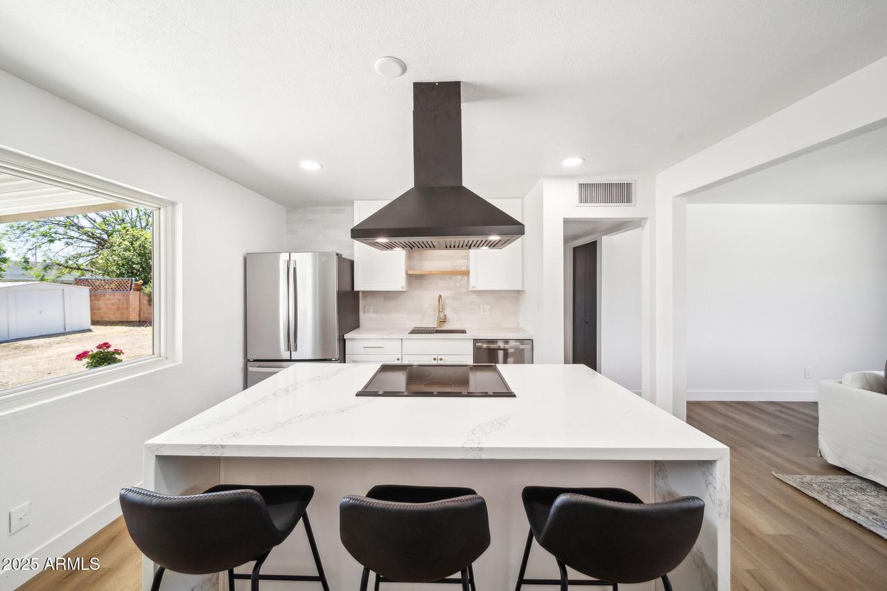 1017 E Diana Ave., Phoenix, AZ 85020