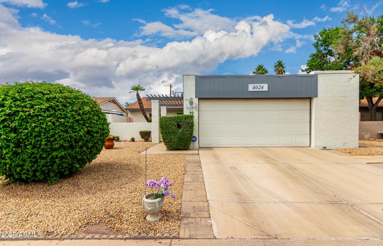 4024 W Griswold Rd., Phoenix, AZ 85051