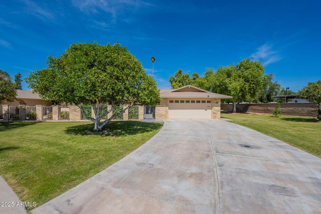 10644 W Campana Dr., Sun City, AZ 85351