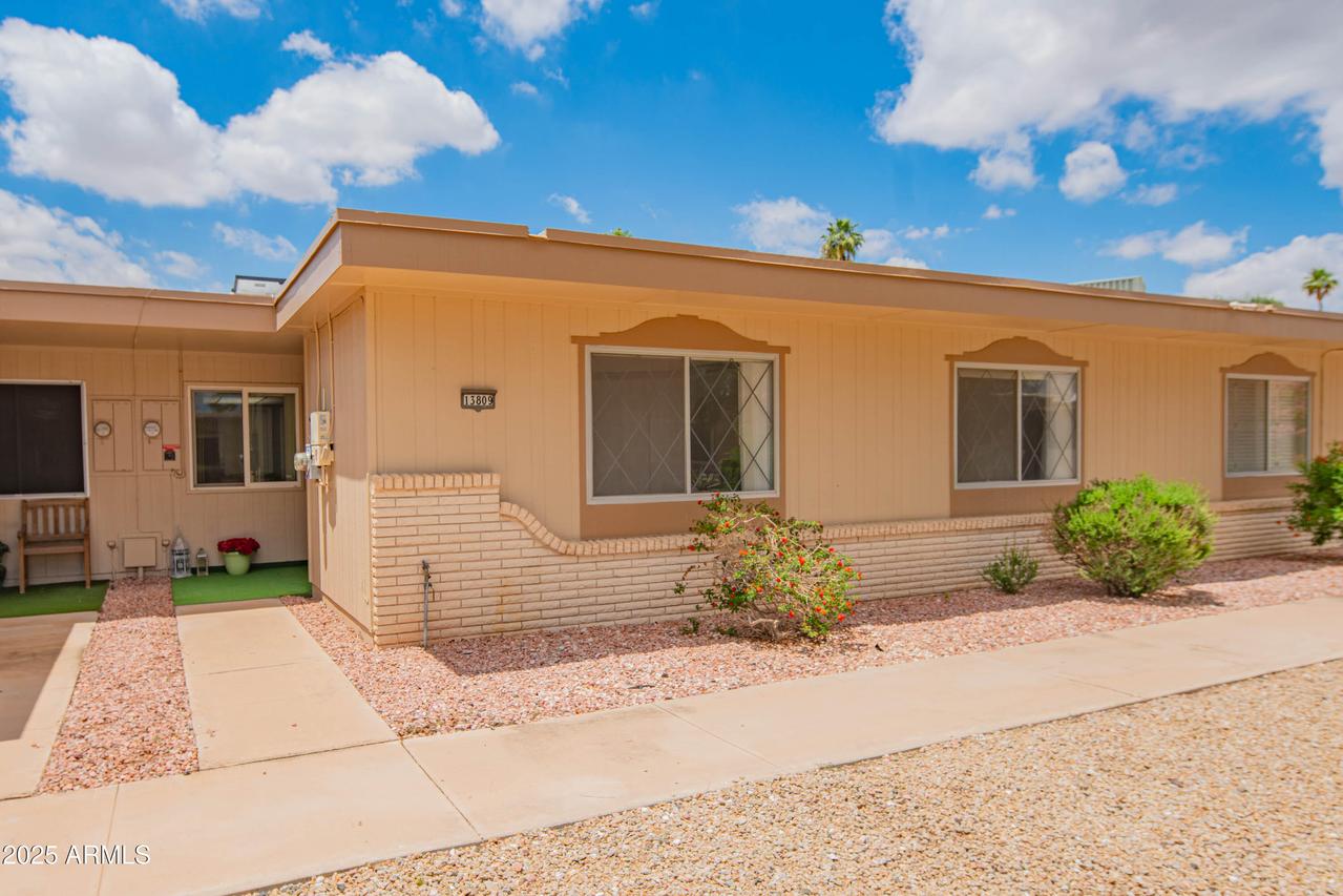 13809 N 111th Ave., Sun City, AZ 85351