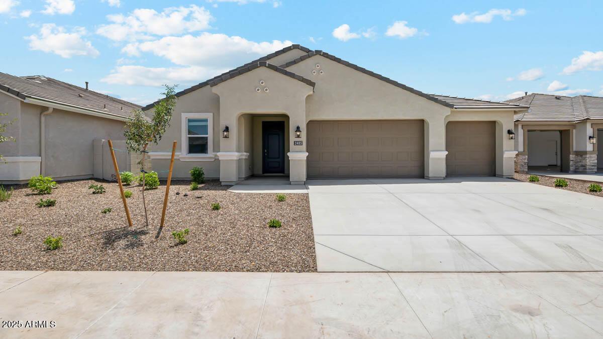 2640 W Stanton Ave., Apache Junction, AZ 85120