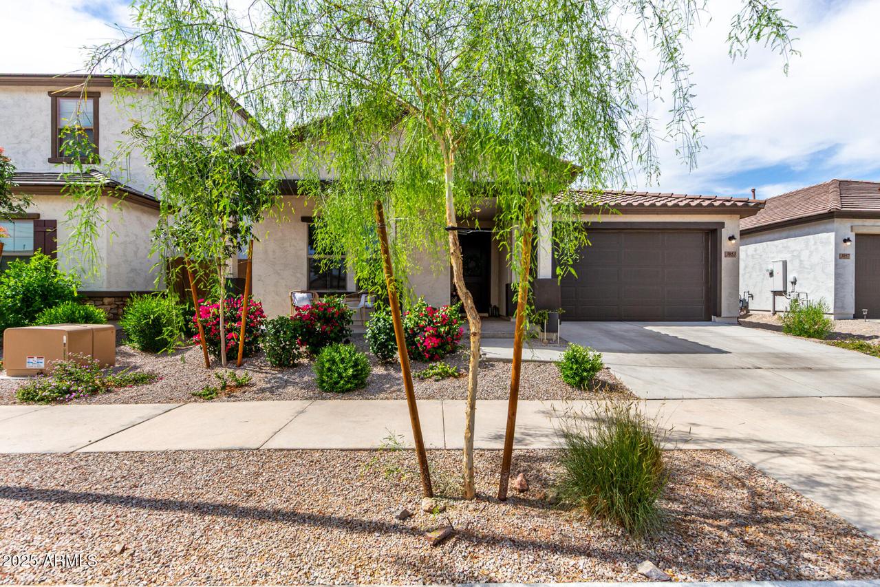 3053 W Straight Arrow Ln., Phoenix, AZ 85083