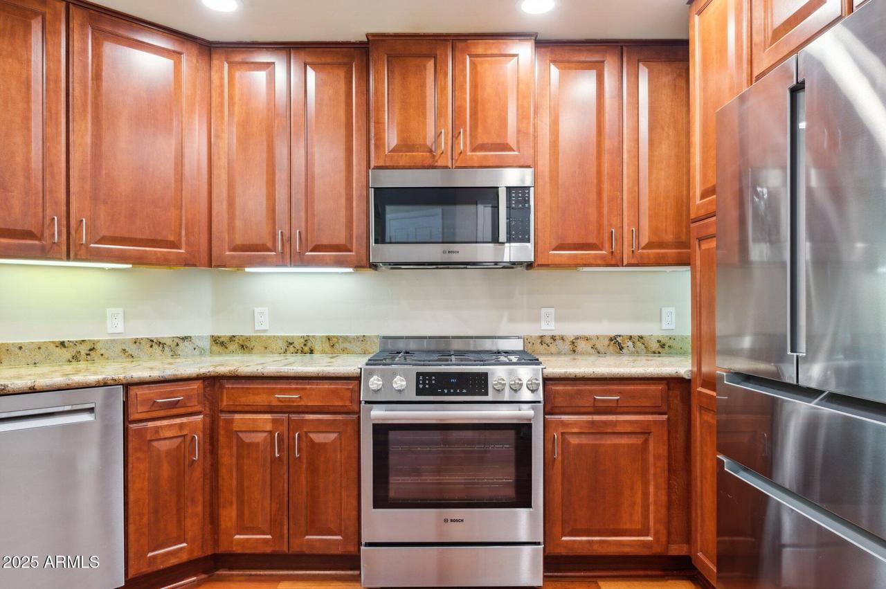 5450 E Deer Valley Dr. #1214, Phoenix, AZ 85054