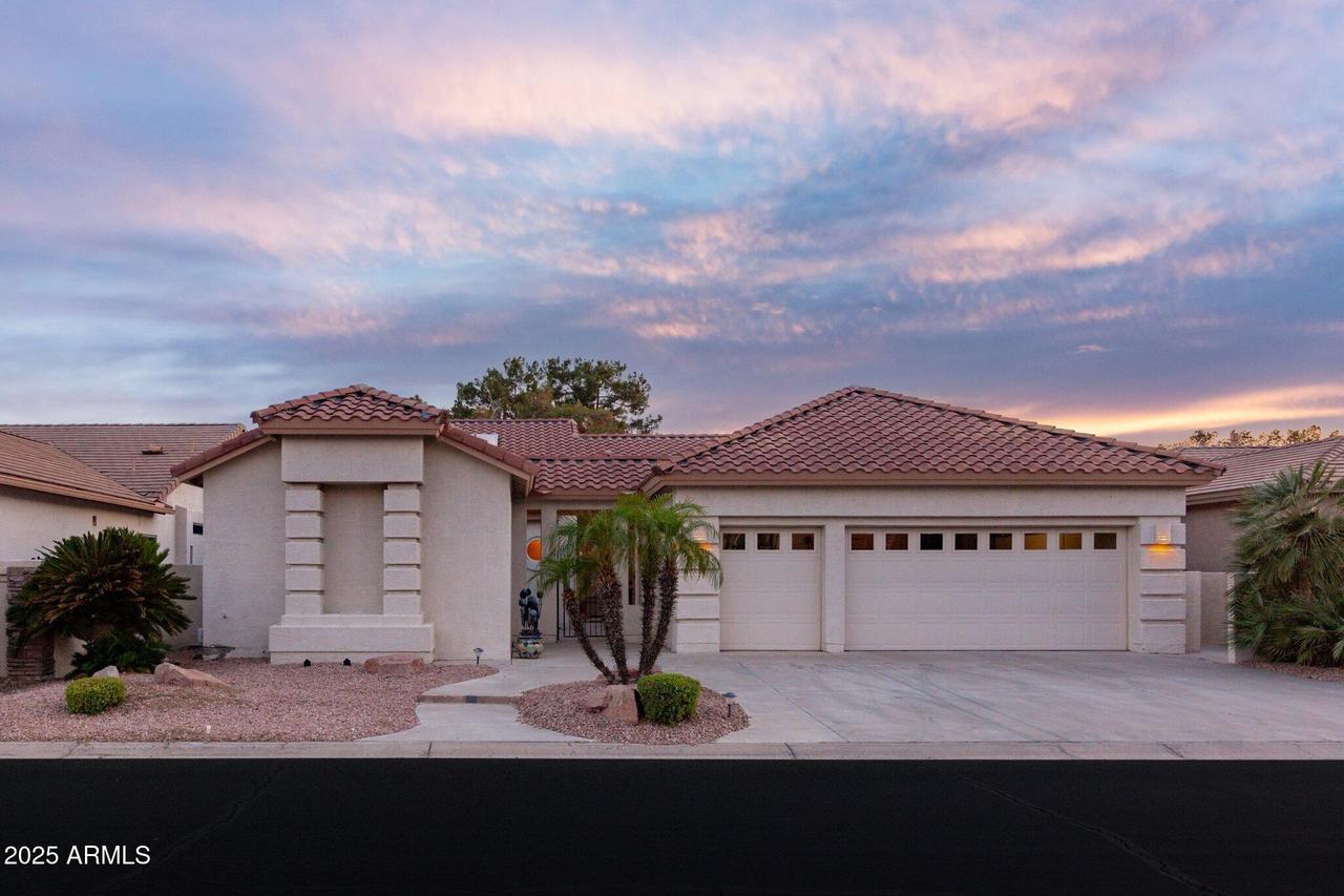 24508 S Lakeway Cir., Sun Lakes, AZ 85248
