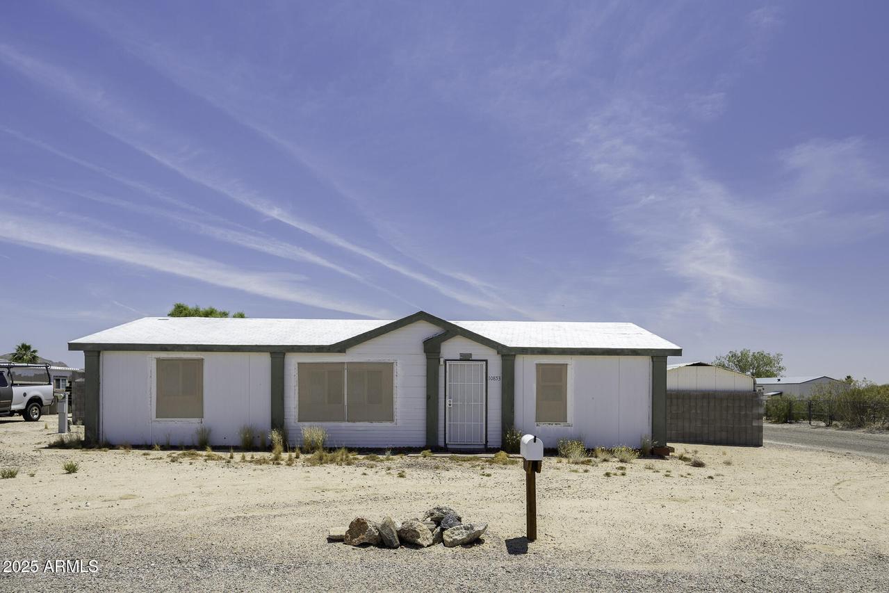 10853 N Hillside Dr., Casa Grande, AZ 85122