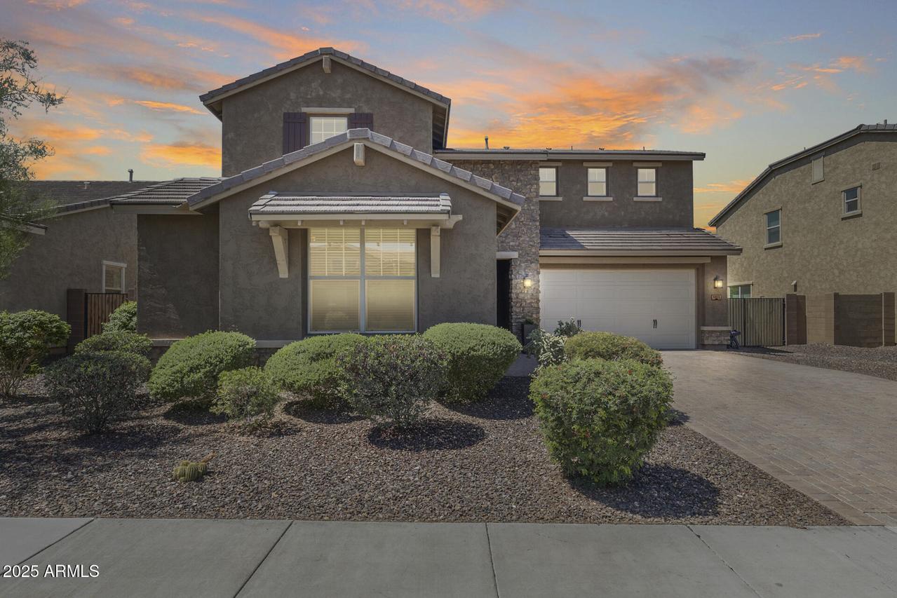 11875 W Lone Tree Tr., Peoria, AZ 85383