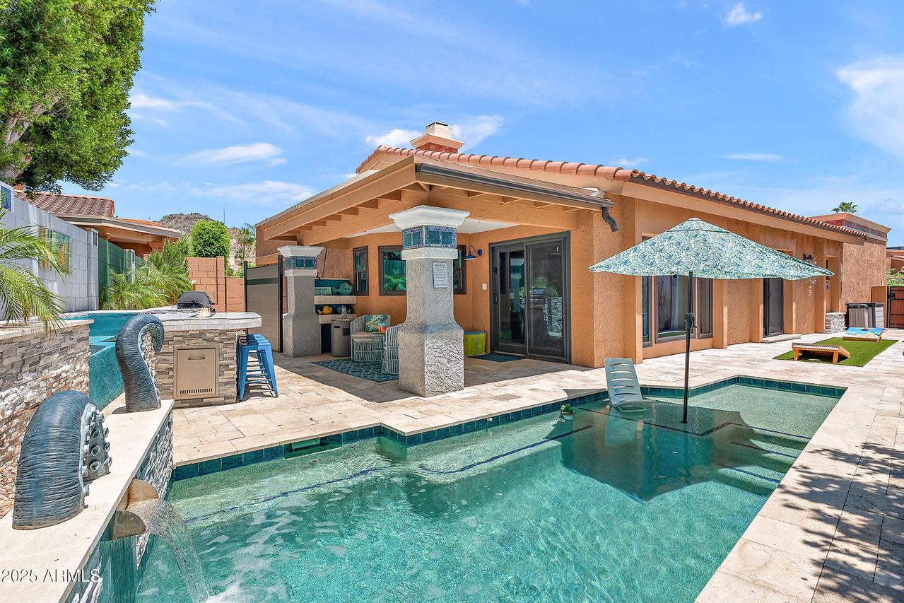 10838 N 10th St., Phoenix, AZ 85020