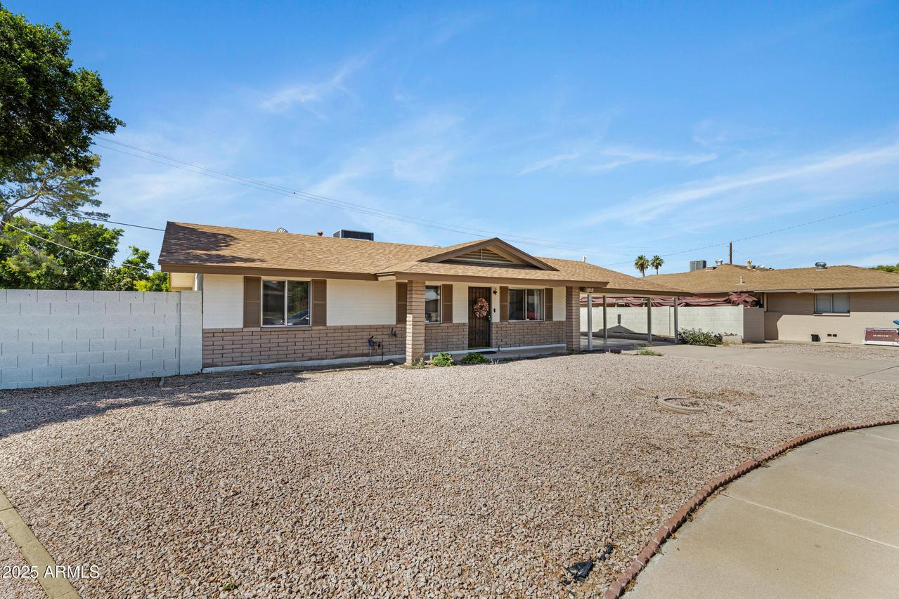 1215 E Geneva Dr., Tempe, AZ 85282