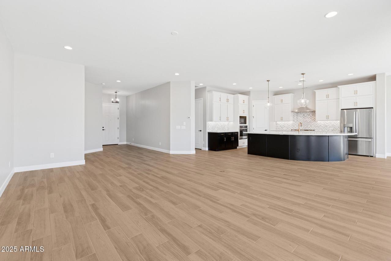 953 W Ridge Rd., Apache Junction, AZ 85120