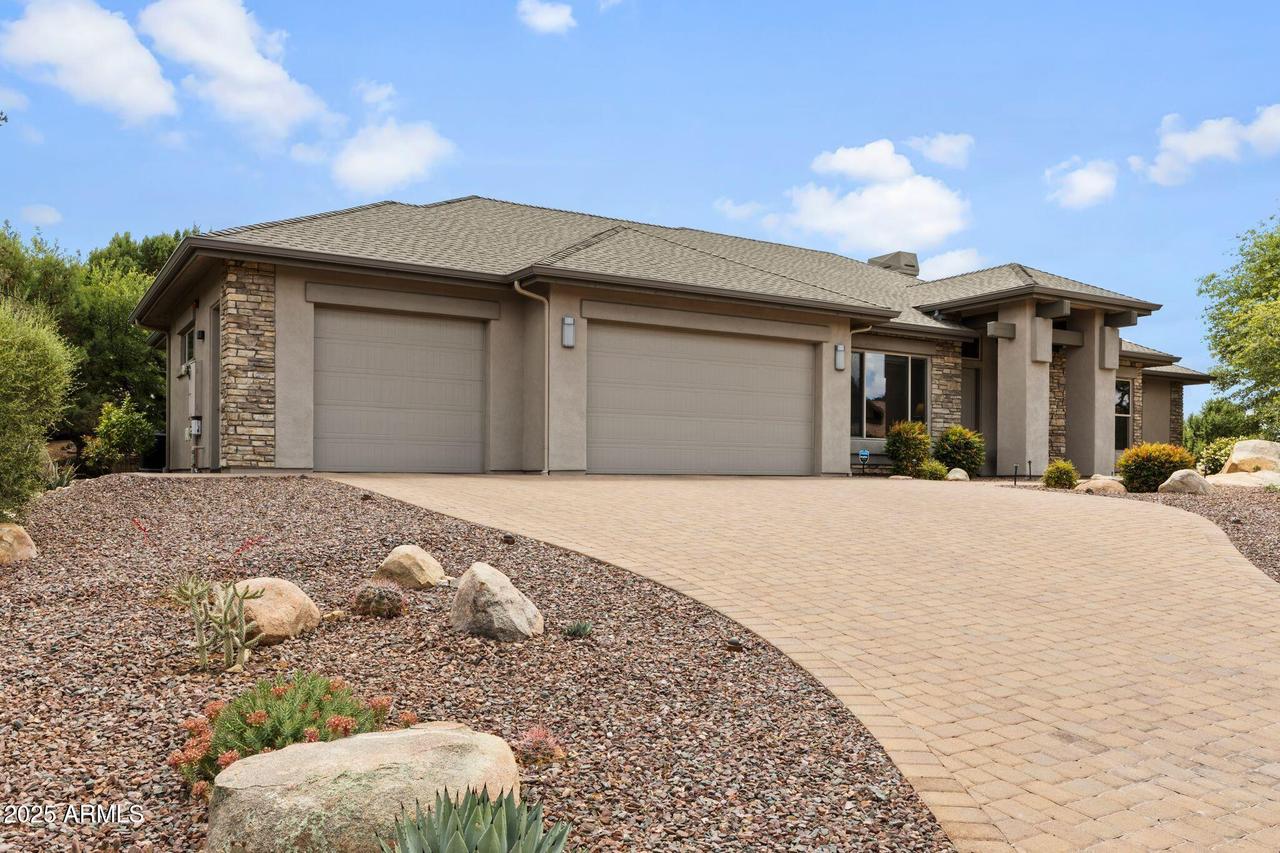 1385 Ridgewood Dr., Prescott, AZ 86305