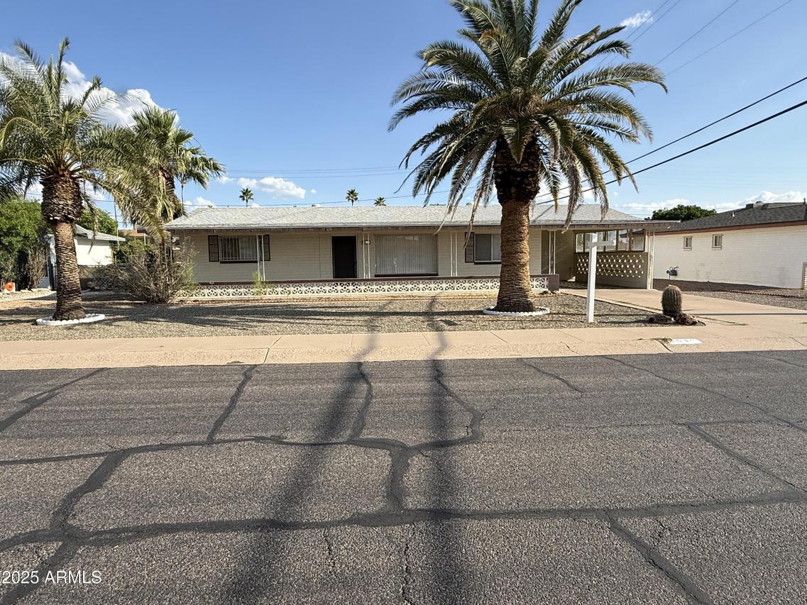 5517 E Boise St., Mesa, AZ 85205