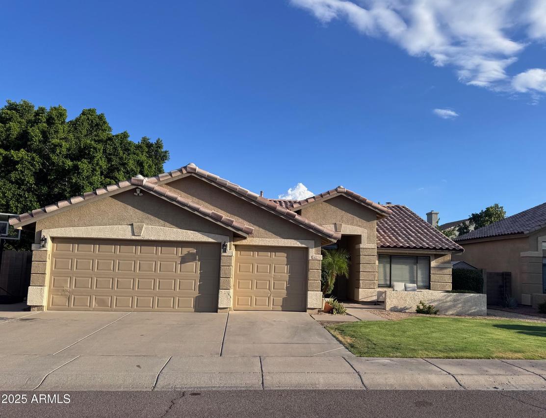 1637 E Runion Dr., Phoenix, AZ 85024