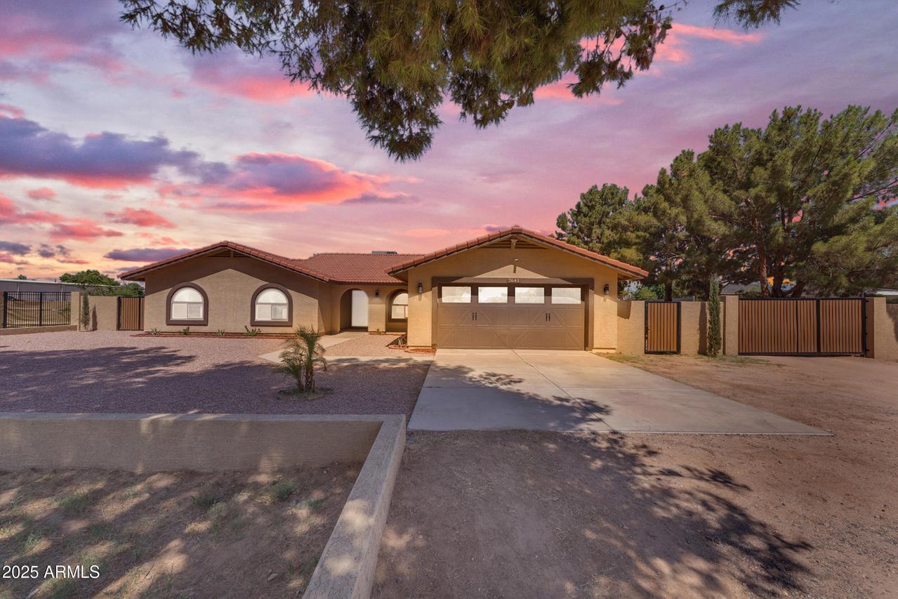 7641 N 175th Ave., Waddell, AZ 85355