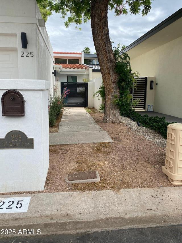 225 W Winged Foot Rd., Phoenix, AZ 85023