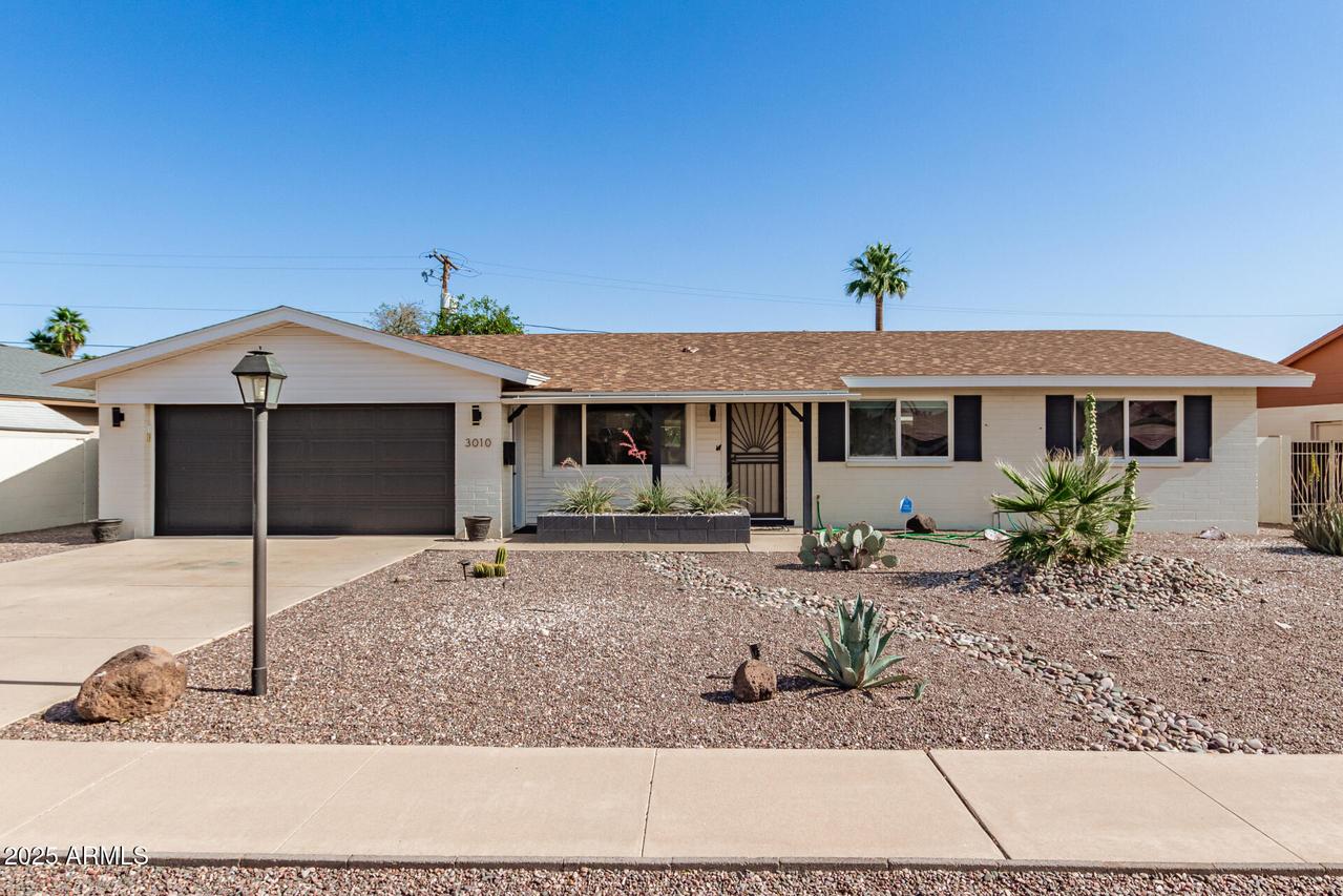 3010 E Yucca St., Phoenix, AZ 85028