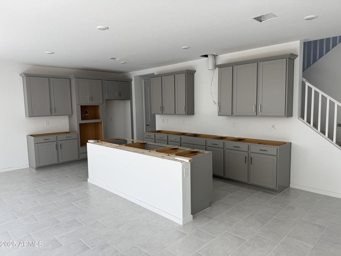 26420 N 24th Glen, Phoenix, AZ 85085