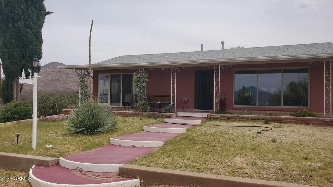 89 Pima Dr., Bisbee, AZ 85603