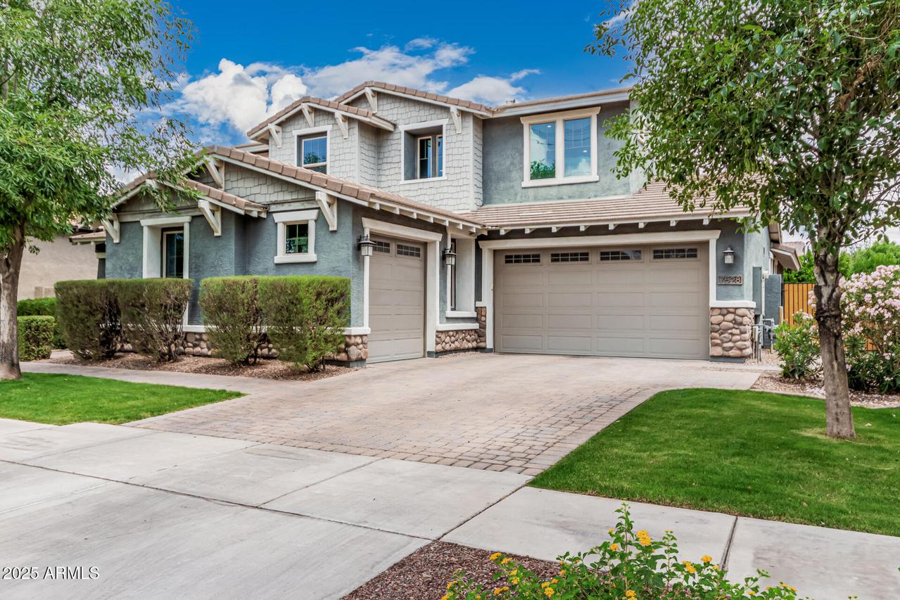 7528 E Peralta Ave., Mesa, AZ 85212