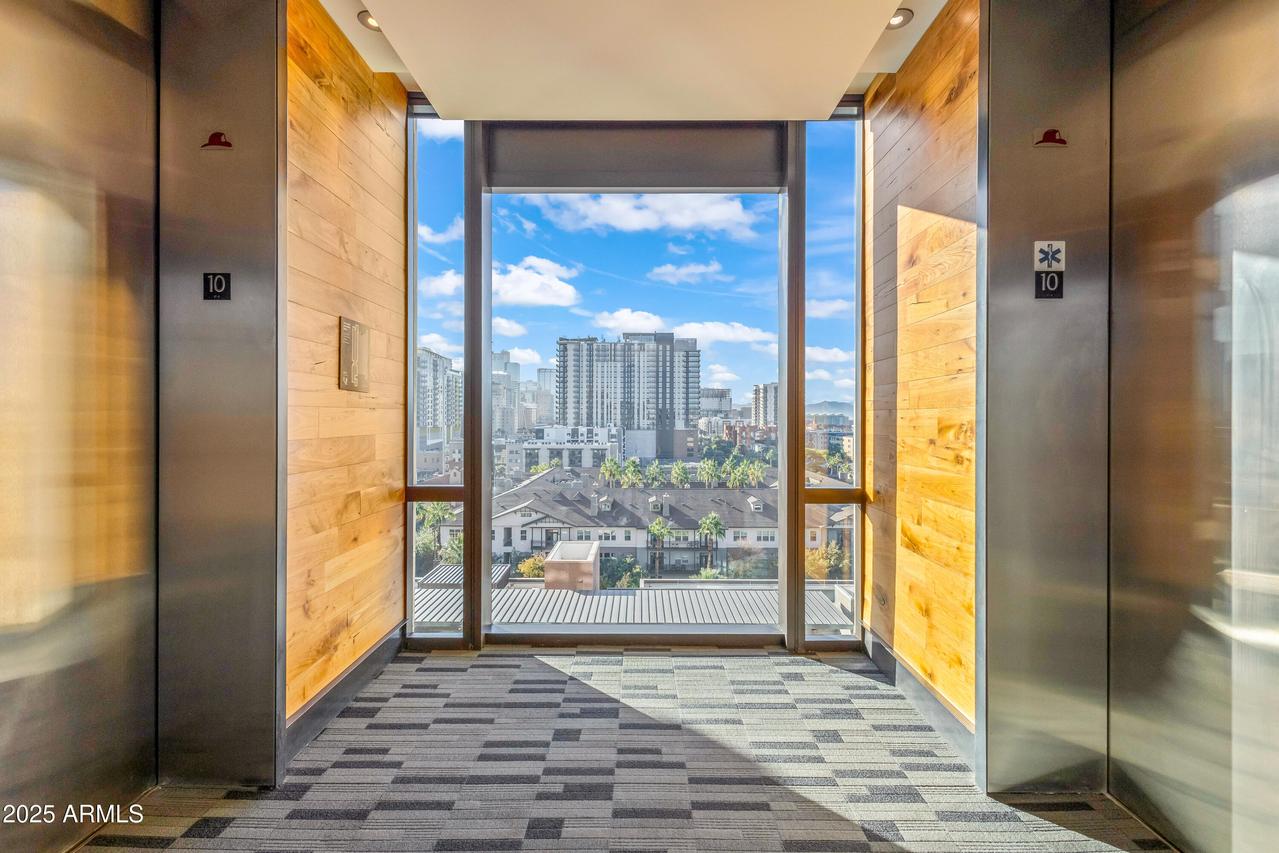 200 W Portland St. #1024, Phoenix, AZ 85003