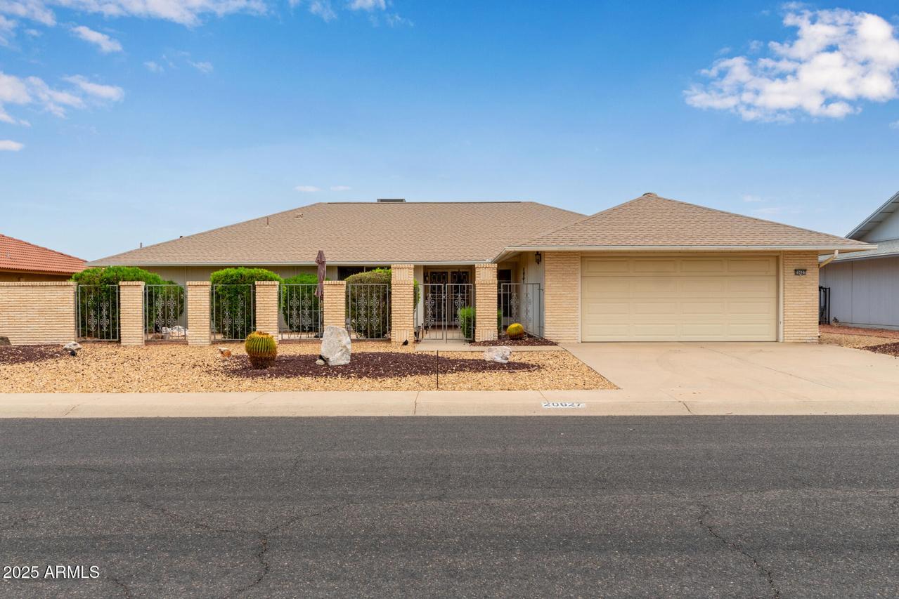 20627 N 123rd Dr., Sun City West, AZ 85375