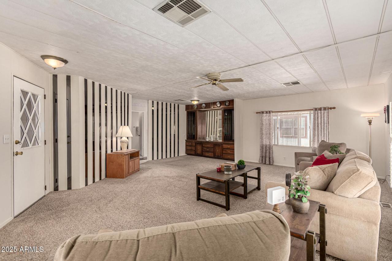 5221 E Mills Ct., Mesa, AZ 85215