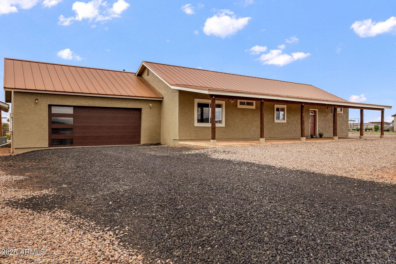 2740 E Walnut Dr., Show Low, AZ 85901