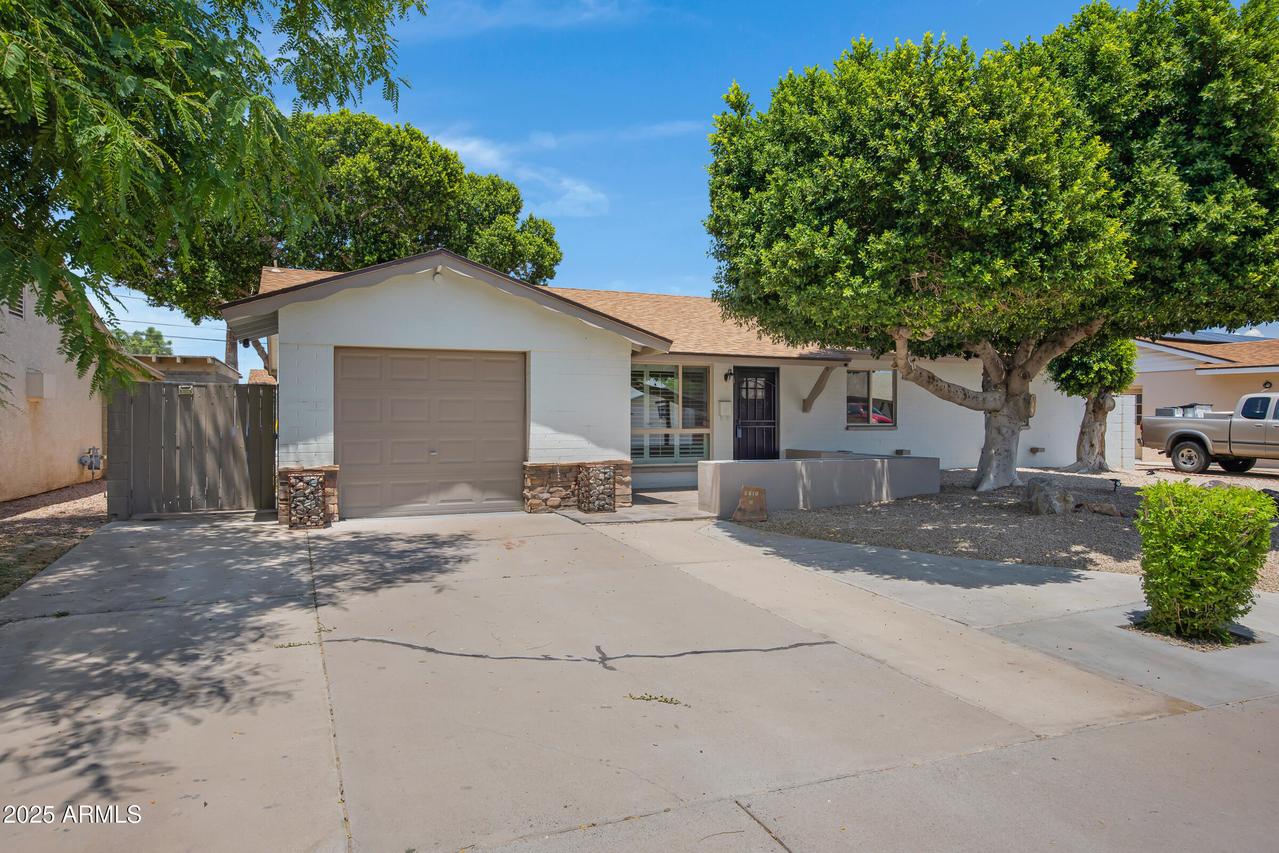 2510 W Columbine Dr., Phoenix, AZ 85029