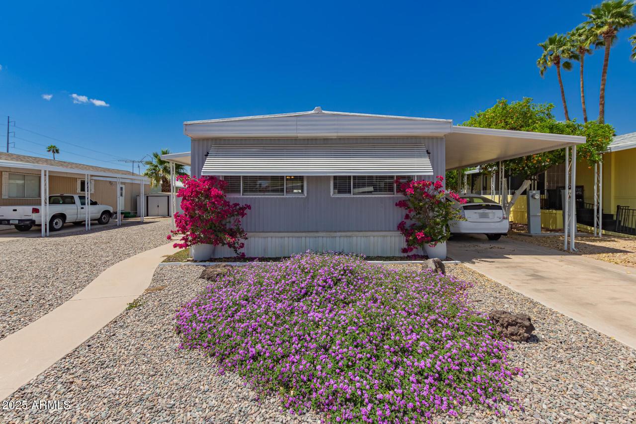 2650 W Union Hills Dr. #16, Phoenix, AZ 85027