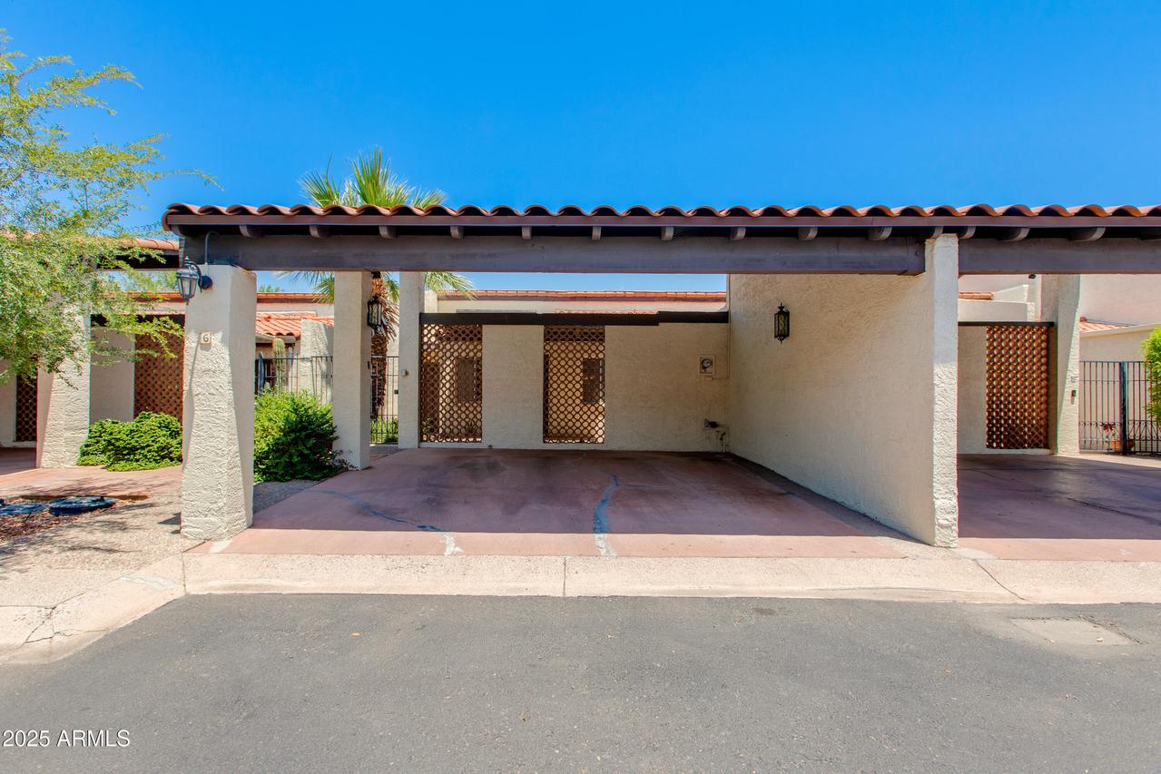 6 E Manzanita Dr., Phoenix, AZ 85020