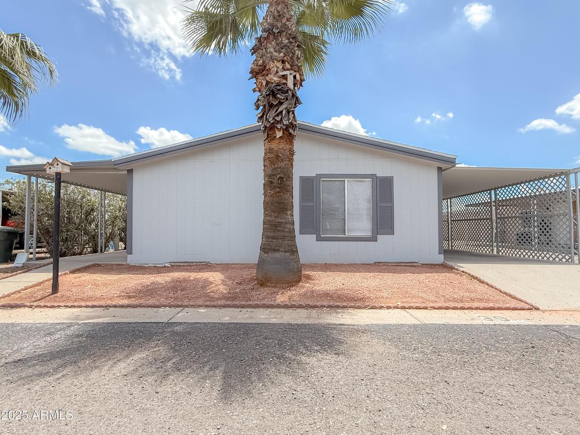 12721 W Greenway Rd. #39, El Mirage, AZ 85335