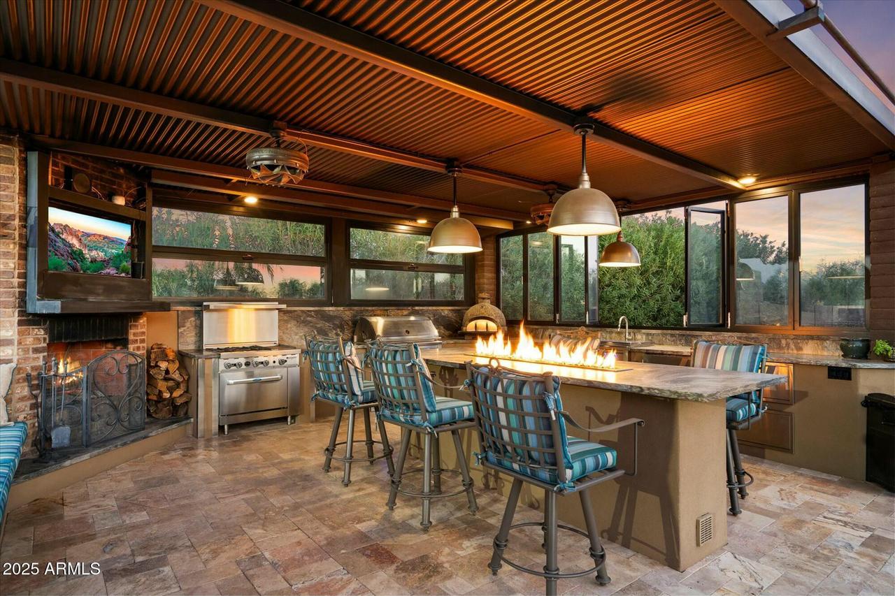 5630 E Peak View Rd., Cave Creek, AZ 85331