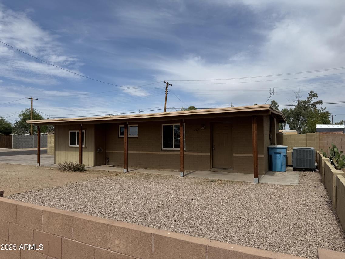 2119 N 41st Ave., Phoenix, AZ 85009