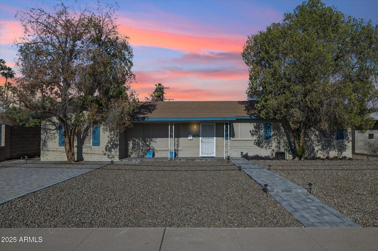 2731 N 23rd Ave., Phoenix, AZ 85009