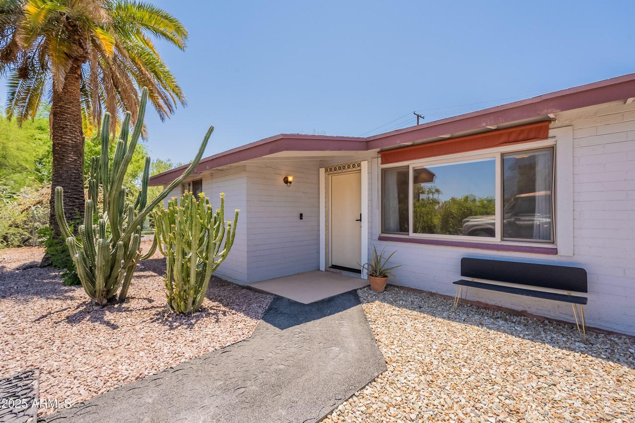 2214 N 7th Ave., Phoenix, AZ 85007