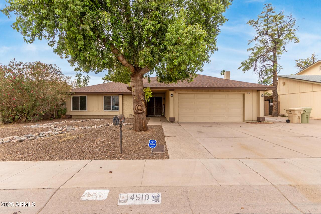 4510 W North Ln., Glendale, AZ 85302