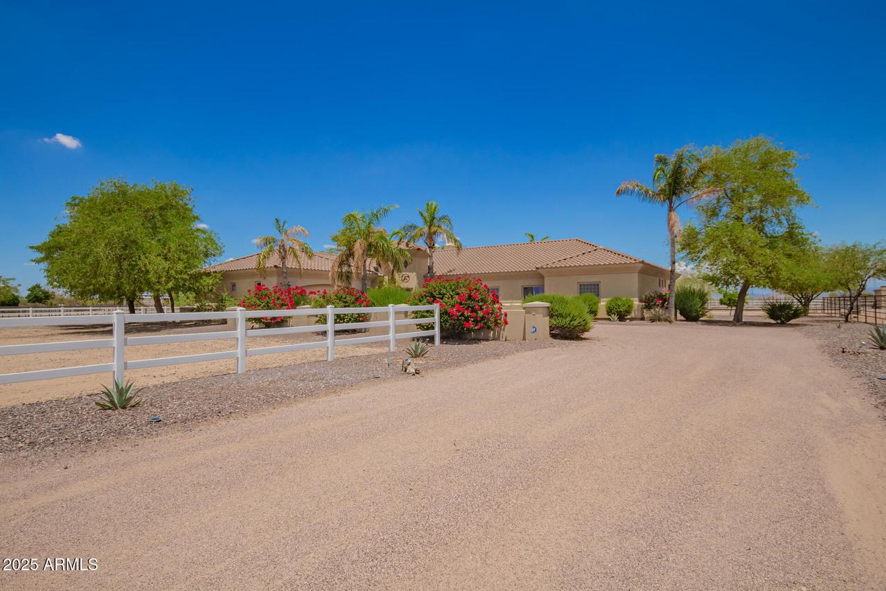 25614 W Melanie Dr., Wittmann, AZ 85361