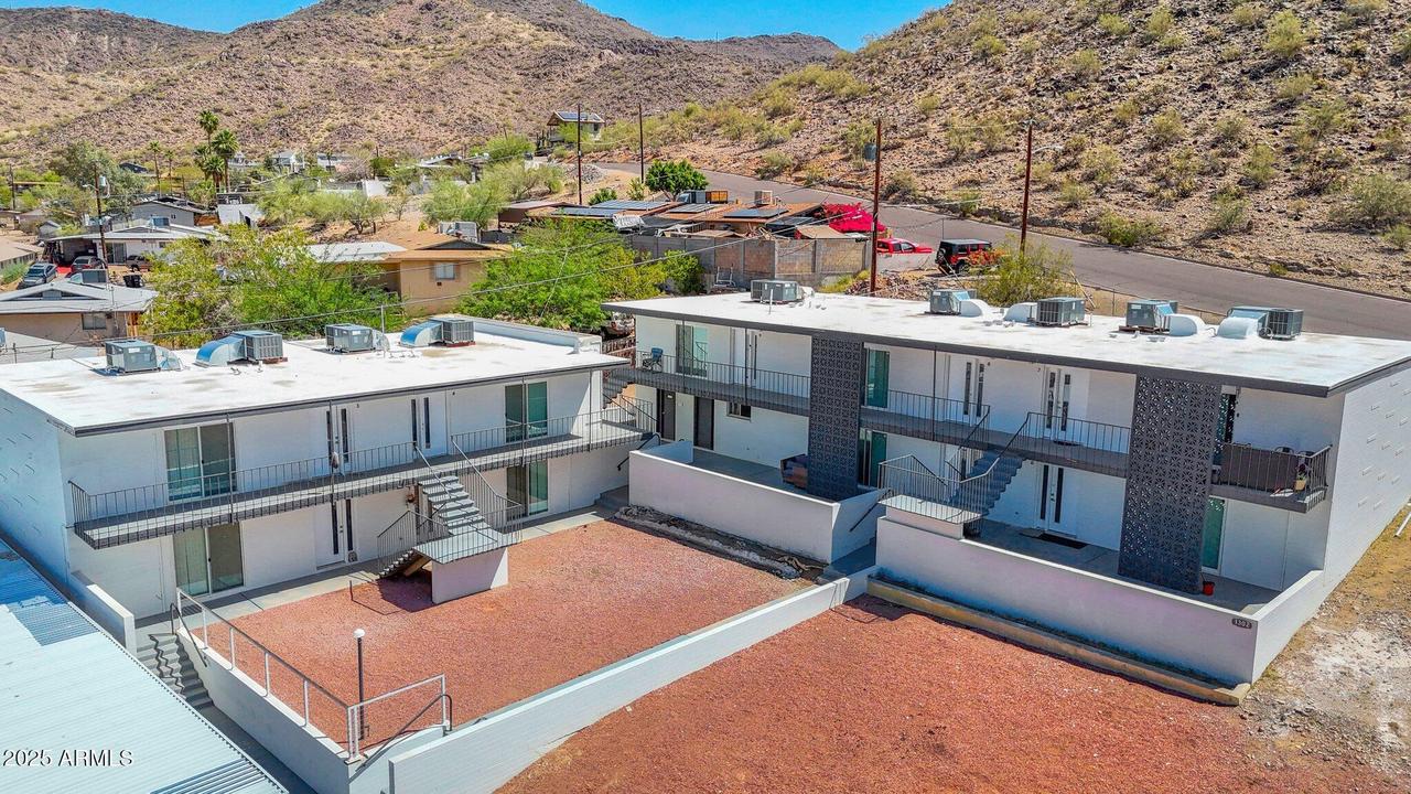 1302 W Becker Ln., Phoenix, AZ 85029