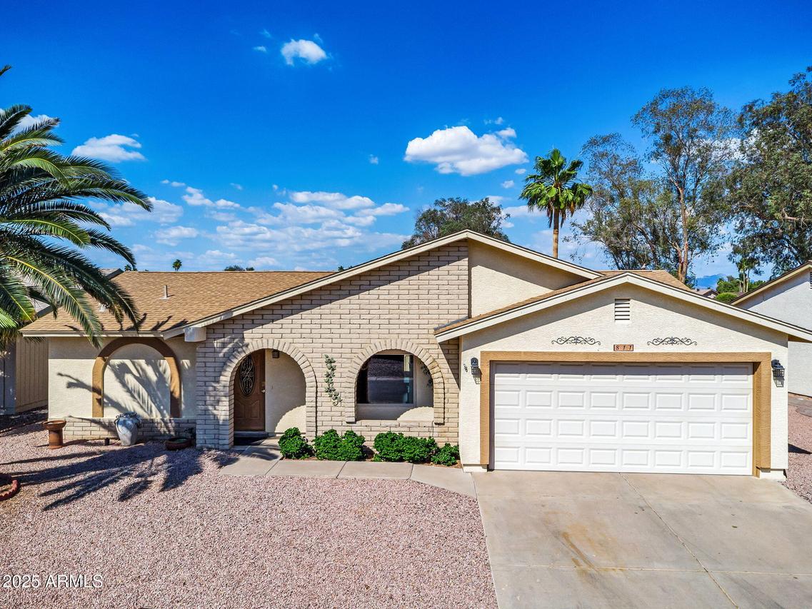 811 S 79th Way, Mesa, AZ 85208