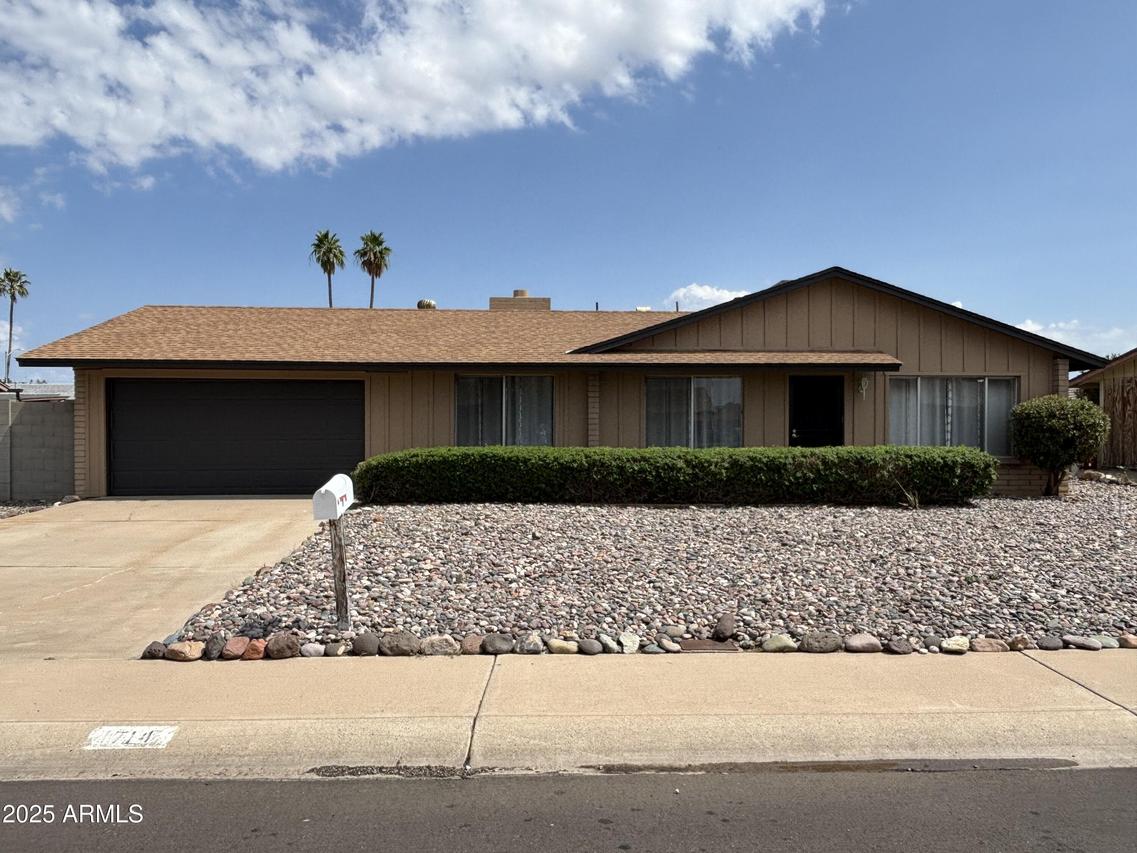 1714 W Villa Rita Dr., Phoenix, AZ 85023
