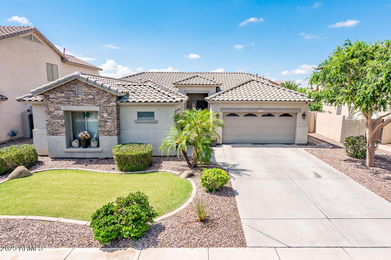 2171 E Iris Dr., Chandler, AZ 85286