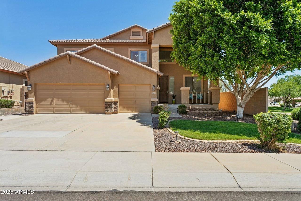13724 W Luke Ave., Litchfield Park, AZ 85340