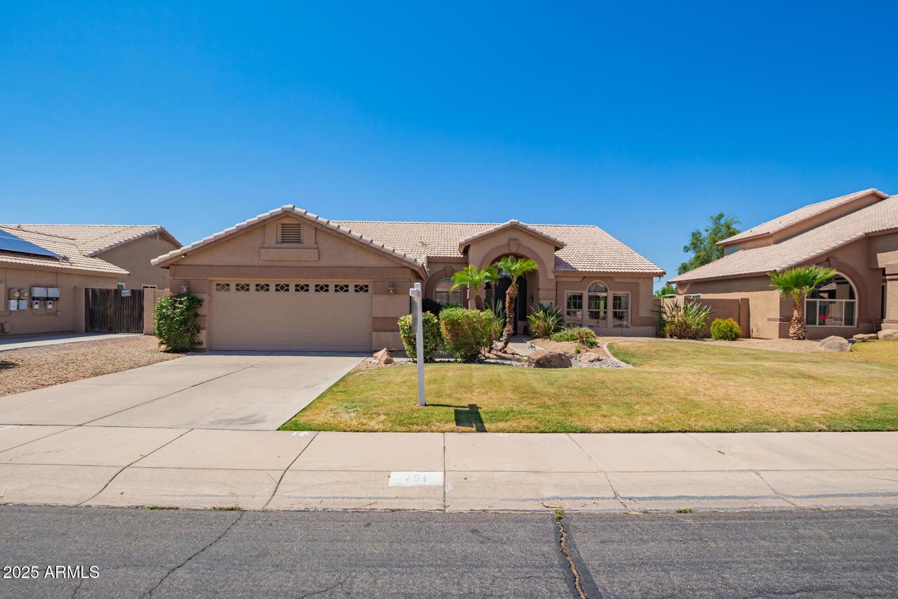 251 E Arabian Dr., Gilbert, AZ 85296