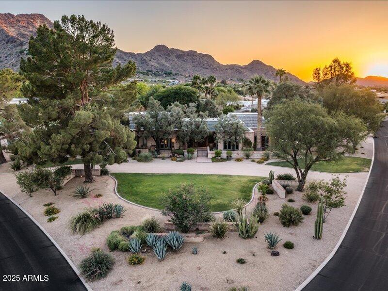8022 N Ironwood Dr., Paradise Valley, AZ 85253