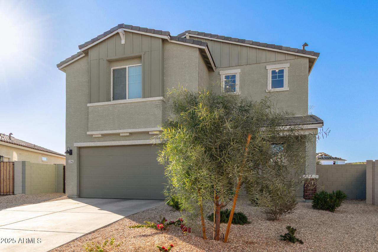 22962 N 182nd Ln., Surprise, AZ 85387