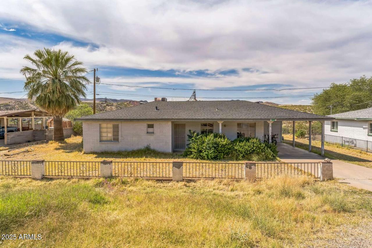 316 W Sunset St., Miami, AZ 85539