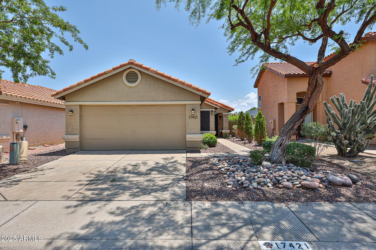 17421 N 14th St., Phoenix, AZ 85022