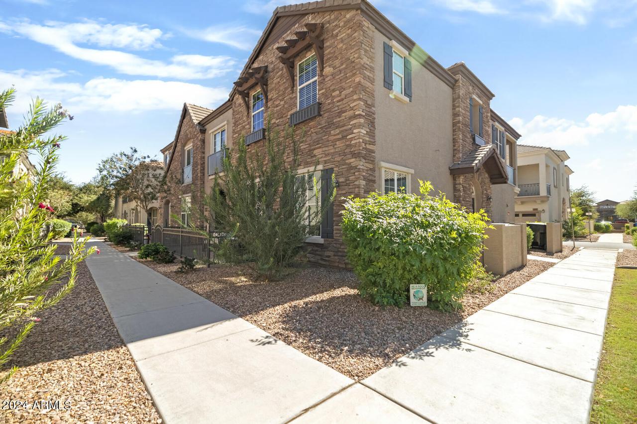 4716 E Red Oak Ln. #102, Gilbert, AZ 85297